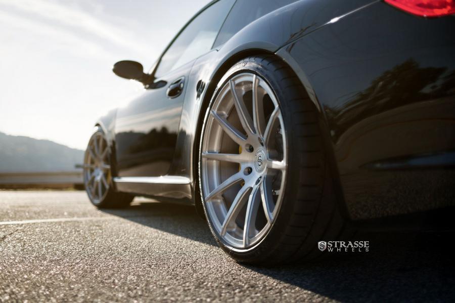  Porsche 911 GT3 on Strasse Wheels 2015 года  (фото 9 из 10)